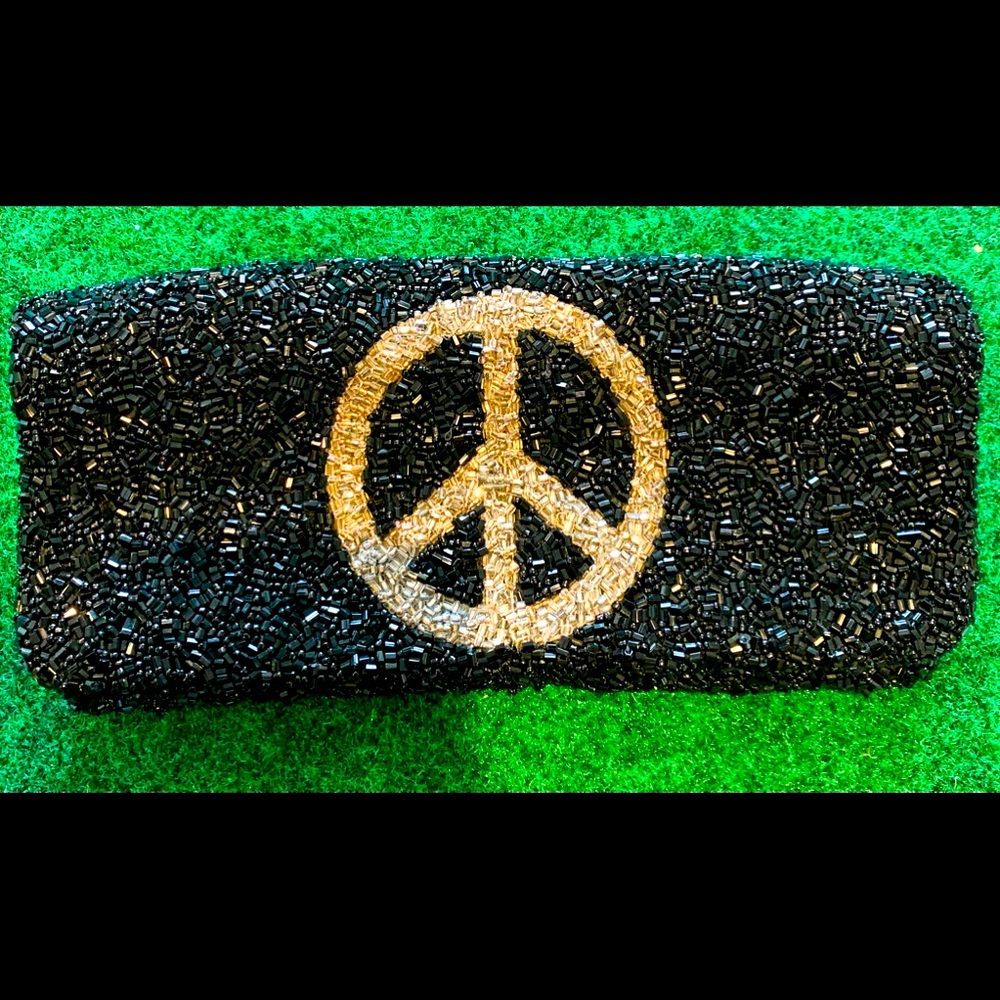 MONYA BEADED PEACE SIGN CLUTCH